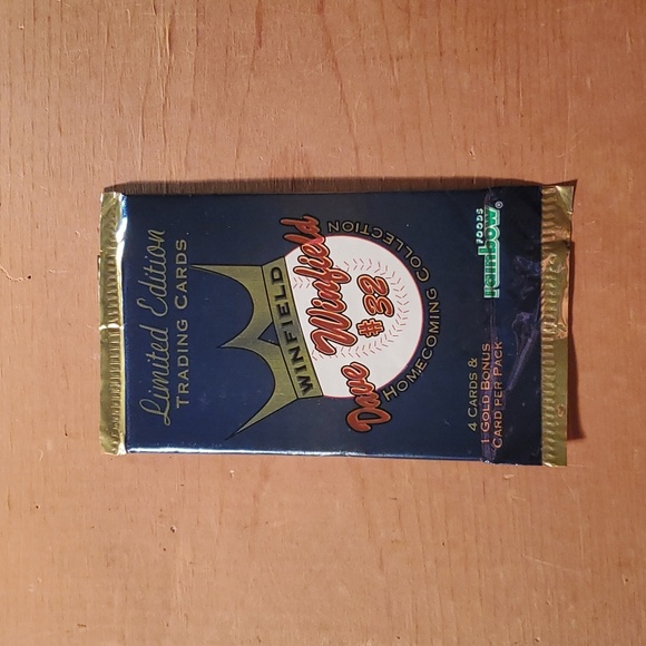 Vintage David Winfield trading cards - Picture 1 of 2